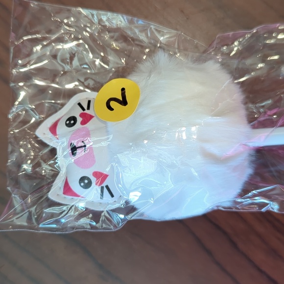 Cat Lady Box - Fluffy Puffball Cat Pen - Picture 2 of 2